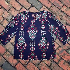 Peach 🍑 Love Cream California Aztec Print Top M